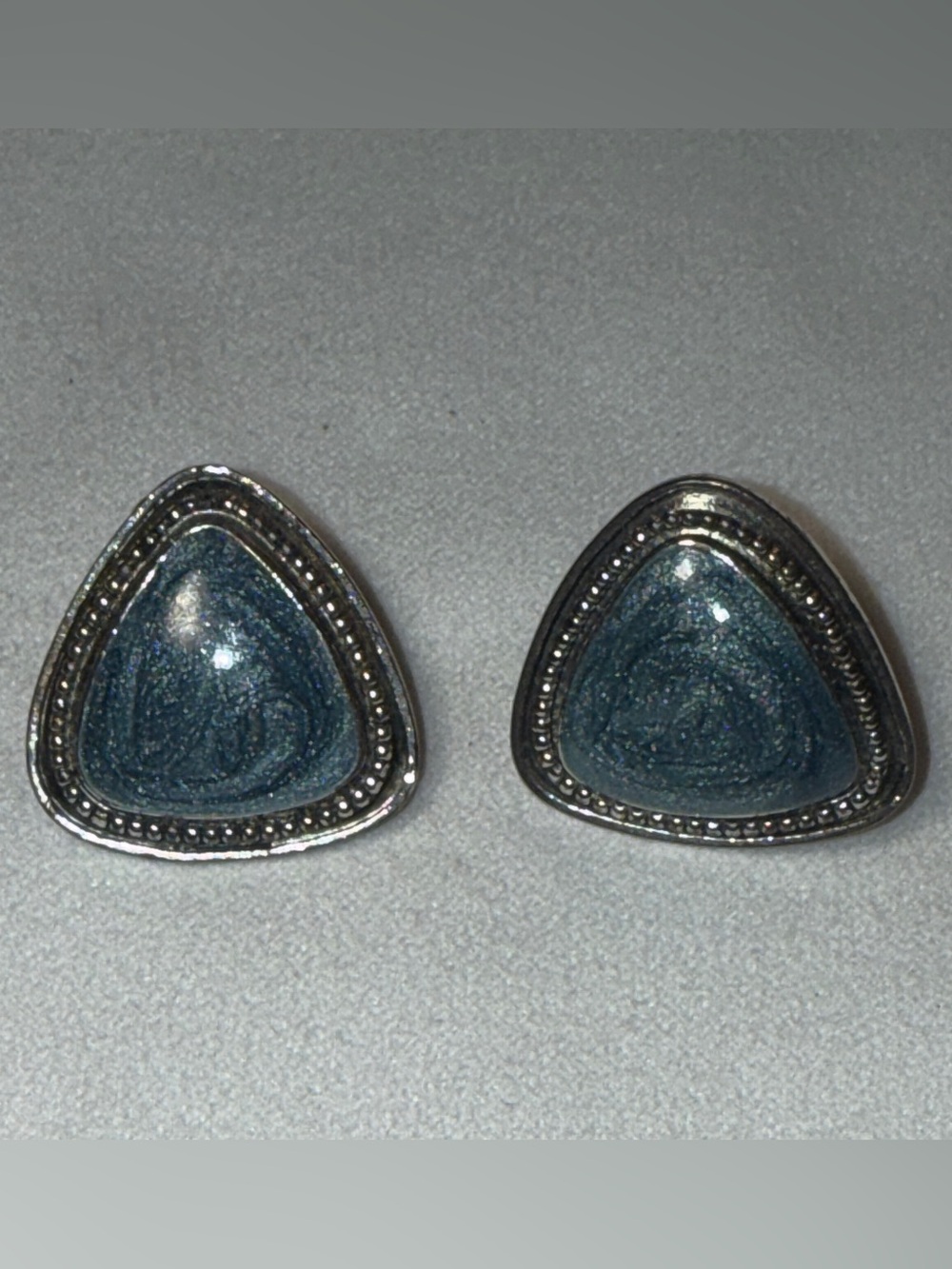 Vintage Edgar Berebi Signed
Enamel Button Earrings Silver Tone
Triangular Blue